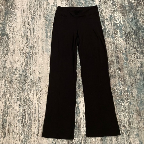 Athleta | Black Bootcut Stretch Yoga Pants - Picture 2 of 11